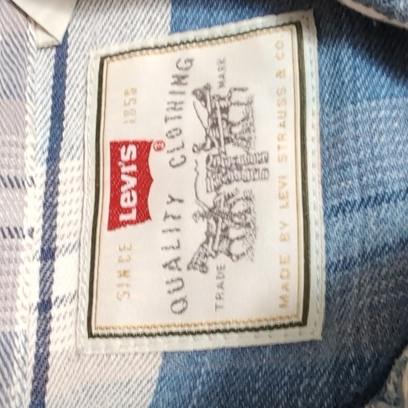 Vintage 90s Levi’s Plaid Button Up Size Large In Blue & White Metal Buttons - Picture 2 of 11